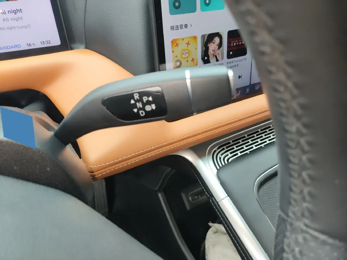 2024 Xpeng G9 BEV 98KWH,autocango,china used car exporter,china ev exporter,chinese used car exporter,chinese used ev exporter