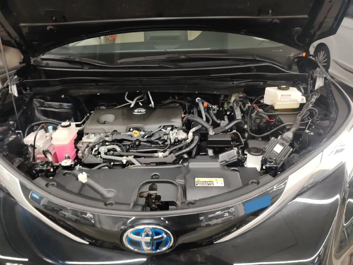 2022 Toyota Granvia 2.5L 192HP L4 E-CVT Hybrid,autocango,china used car exporter,china ev exporter,chinese used car exporter,chinese used ev exporter