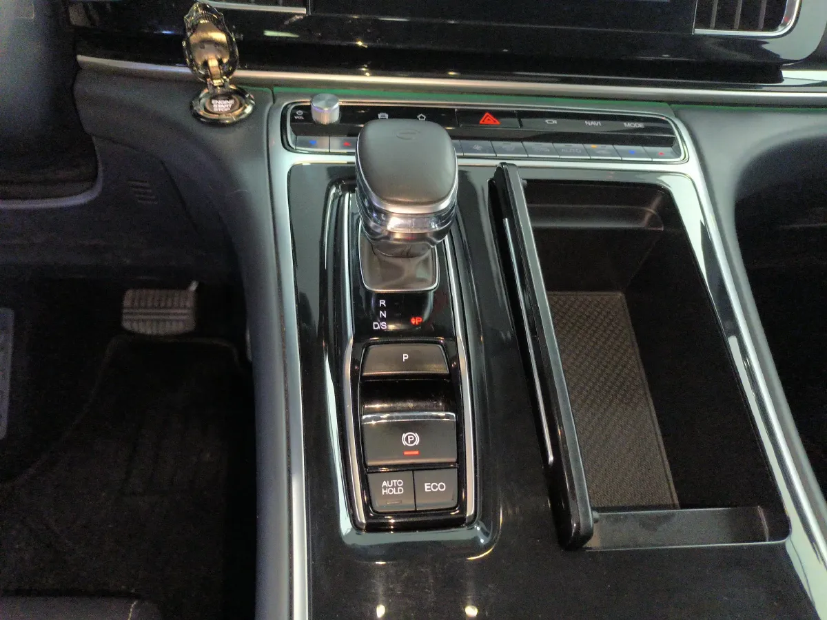 2023 GAC Trumpchi M8 2.0T 252HP L4 8AT,autocango,china used car exporter,china ev exporter,chinese used car exporter,chinese used ev exporter