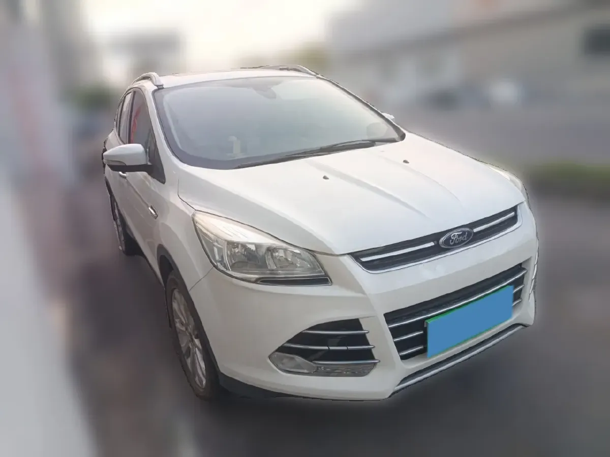 2013 Ford Kuga 1.6T 177HP L4 6AT,autocango,china used car exporter,china ev exporter,chinese used car exporter,chinese used ev exporter