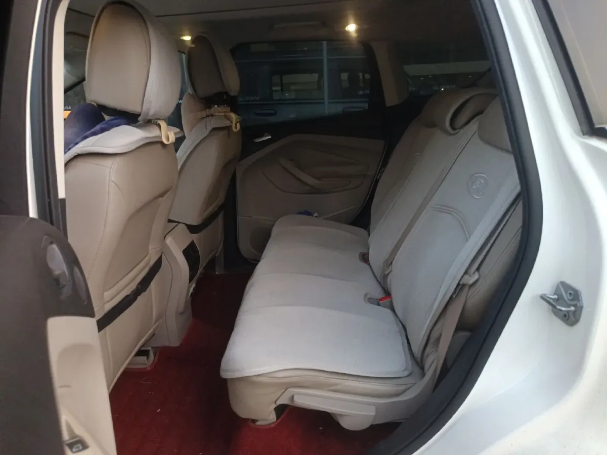 2013 Ford Kuga 1.6T 177HP L4 6AT,autocango,china used car exporter,china ev exporter,chinese used car exporter,chinese used ev exporter