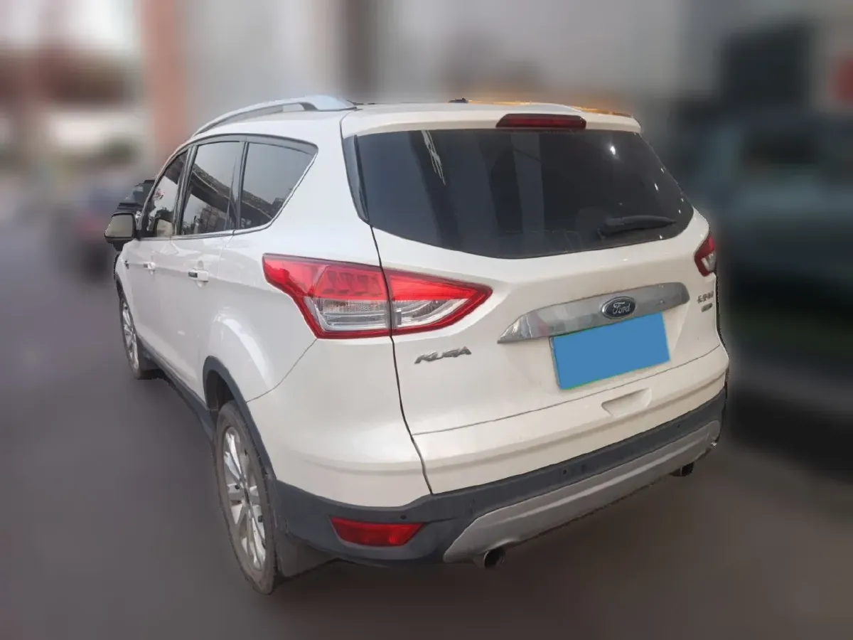 2013 Ford Kuga 1.6T 177HP L4 6AT,autocango,china used car exporter,china ev exporter,chinese used car exporter,chinese used ev exporter