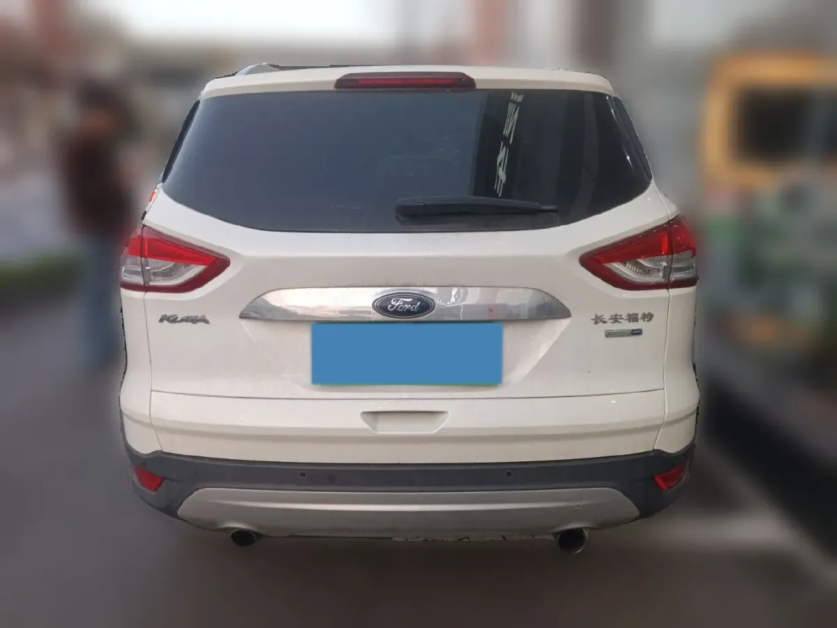 2013 Ford Kuga 1.6T 177HP L4 6AT,autocango,china used car exporter,china ev exporter,chinese used car exporter,chinese used ev exporter