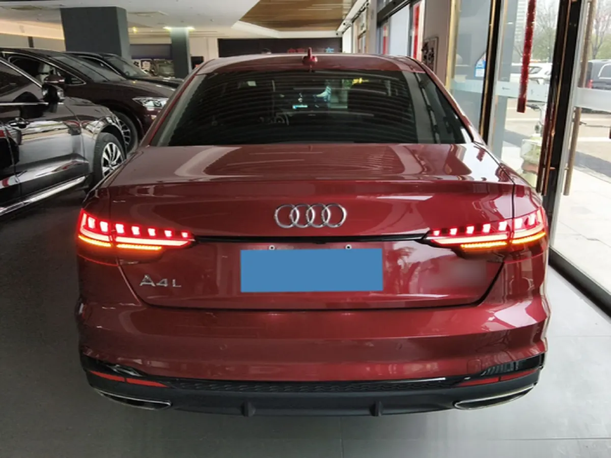 2020 Audi A4L 2.0T 190HP L4 7DCT,autocango,china used car exporter,china ev exporter,chinese used car exporter,chinese used ev exporter
