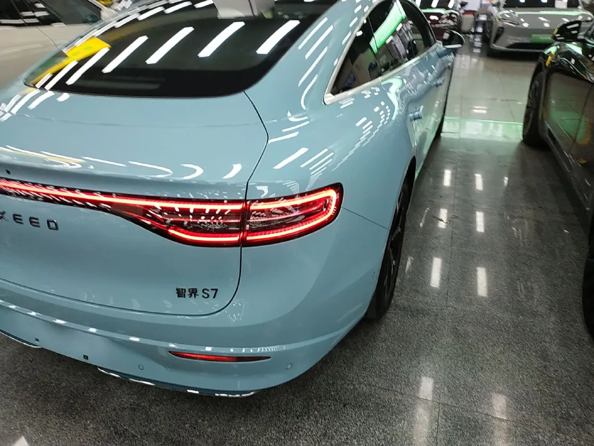 2024 Luxeed S7 BEV 82KWH,autocango,china used car exporter,china ev exporter,chinese used car exporter,chinese used ev exporter