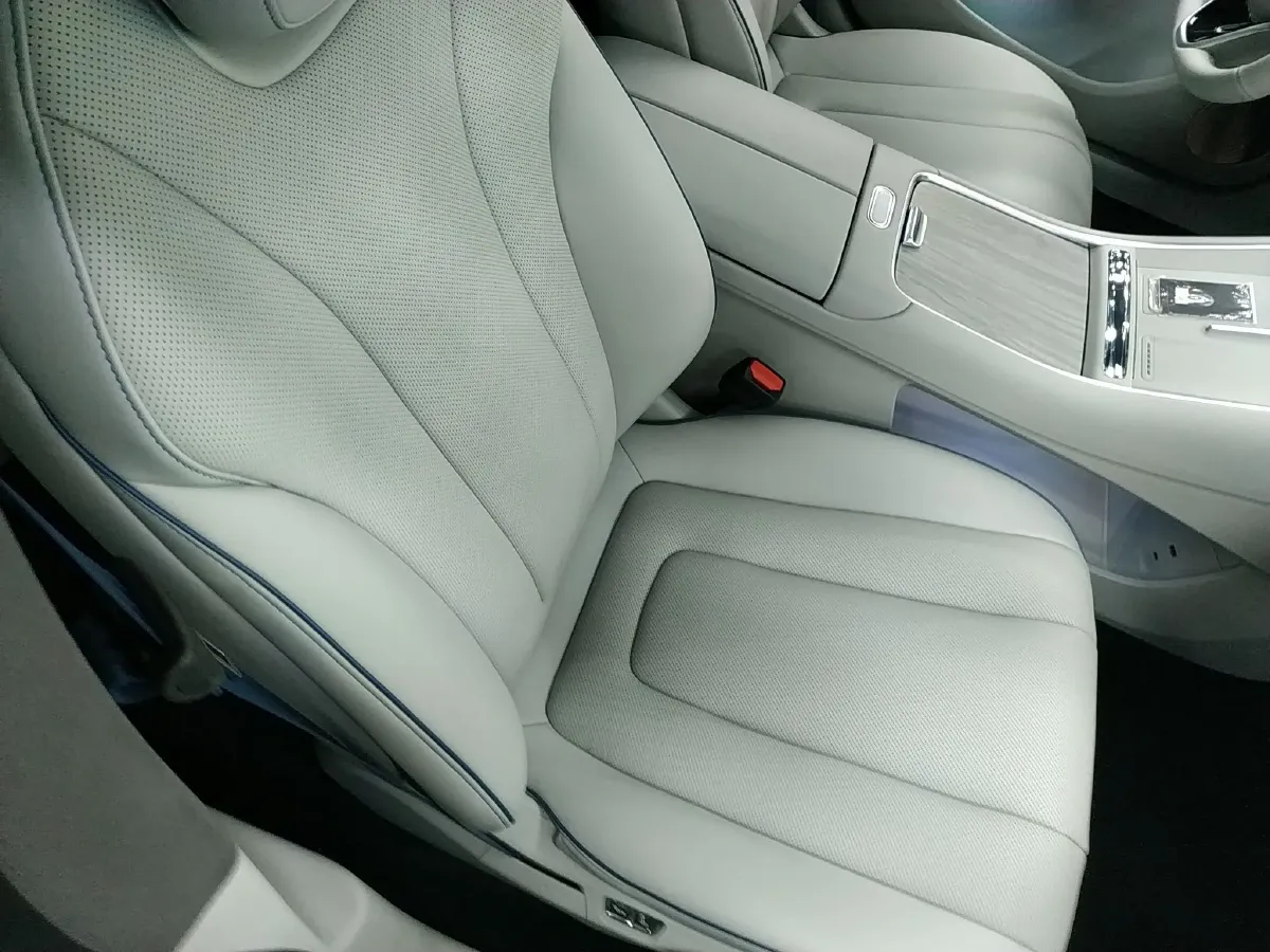 2024 Luxeed S7 BEV 82KWH,autocango,china used car exporter,china ev exporter,chinese used car exporter,chinese used ev exporter