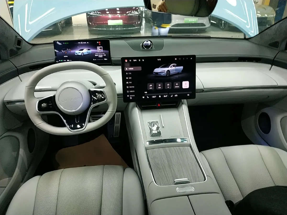 2024 Luxeed S7 BEV 82KWH,autocango,china used car exporter,china ev exporter,chinese used car exporter,chinese used ev exporter