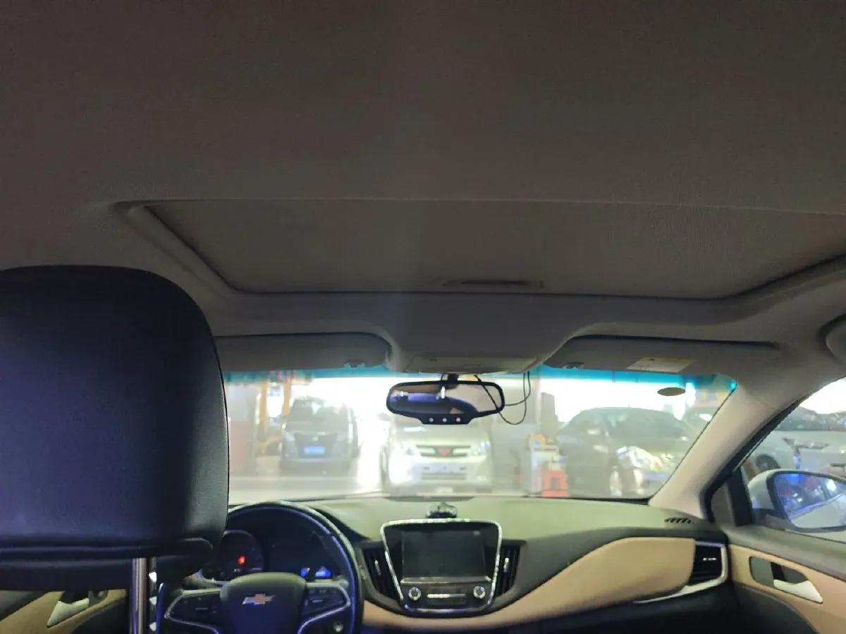 2021 Chevrolet Monza 1.5L 113HP L4 6AT,autocango,china used car exporter,china ev exporter,chinese used car exporter,chinese used ev exporter