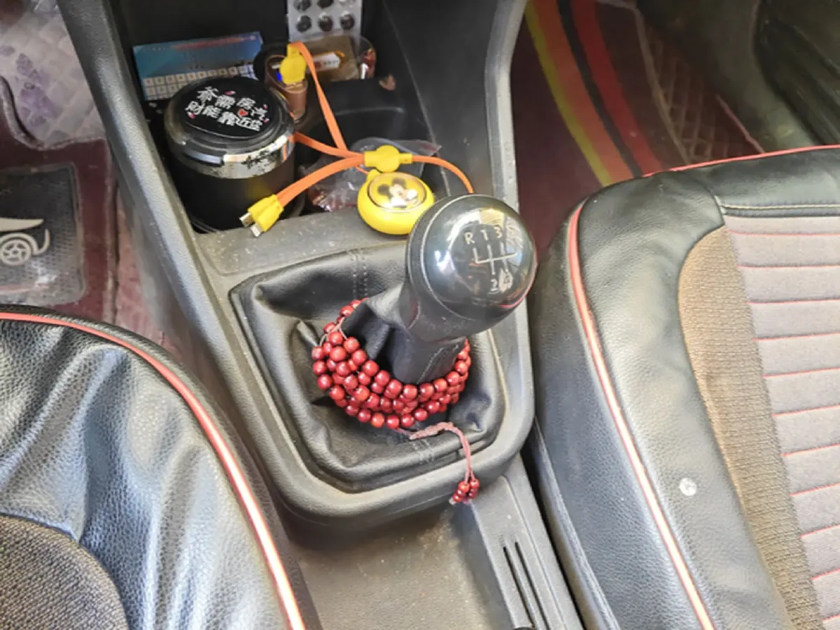 2016 Volkswagen Santana 1.4L 90HP L4 5MT,autocango,china used car exporter,china ev exporter,chinese used car exporter,chinese used ev exporter