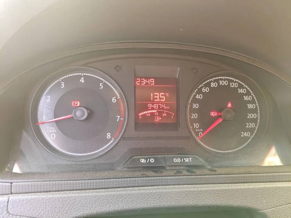 2016 Volkswagen Santana 1.4L 90HP L4 5MT,autocango,china used car exporter,china ev exporter,chinese used car exporter,chinese used ev exporter