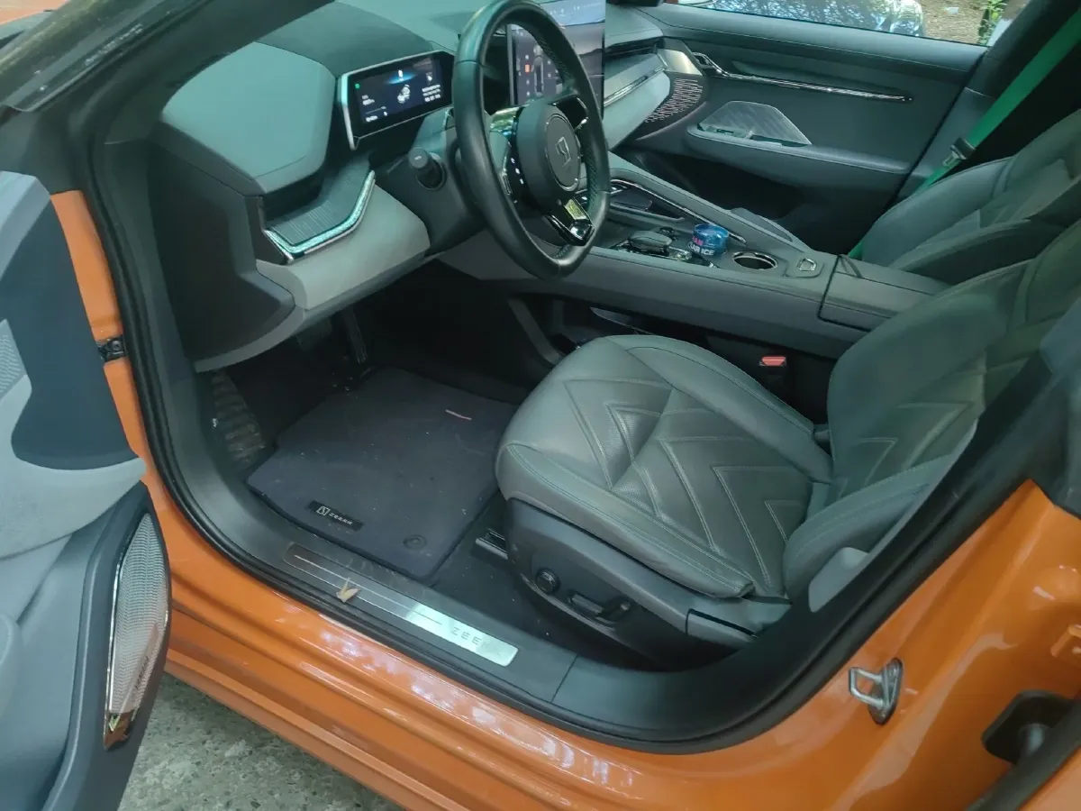 2023 Zeekr 001 BEV 100KWH,autocango,china used car exporter,china ev exporter,chinese used car exporter,chinese used ev exporter