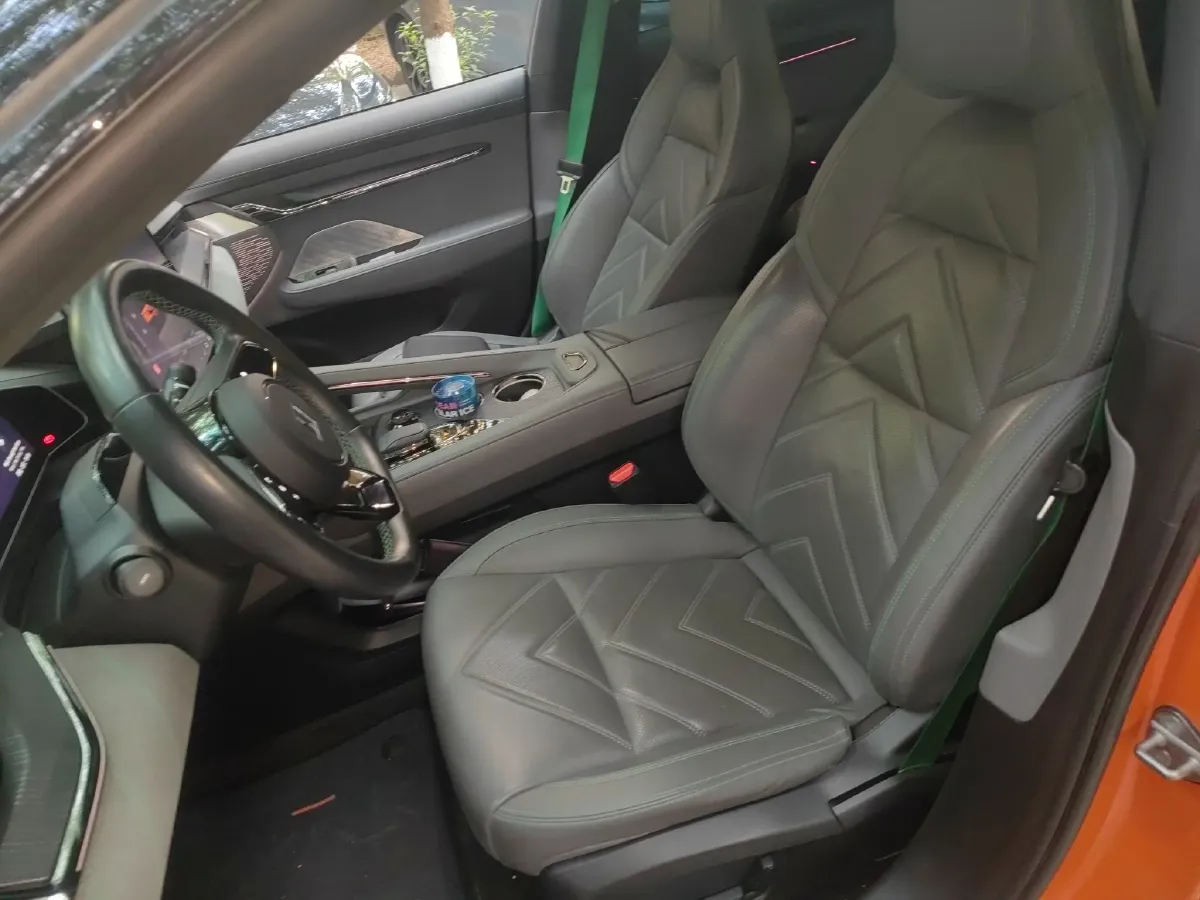 2023 Zeekr 001 BEV 100KWH,autocango,china used car exporter,china ev exporter,chinese used car exporter,chinese used ev exporter