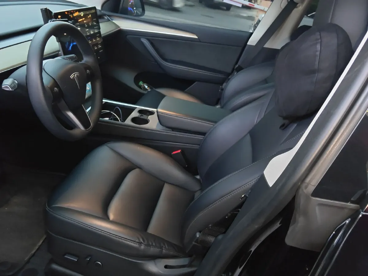 2022 Tesla Model Y BEV 60KWH,autocango,china used car exporter,china ev exporter,chinese used car exporter,chinese used ev exporter