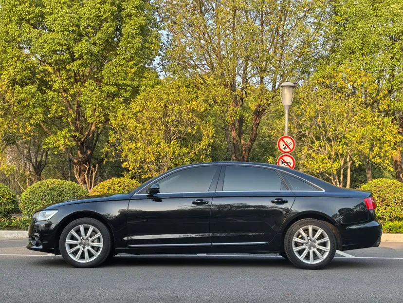 2012 Audi A6L 3.0T 299HP V6 7DCT,autocango,china used car exporter,china ev exporter,chinese used car exporter,chinese used ev exporter