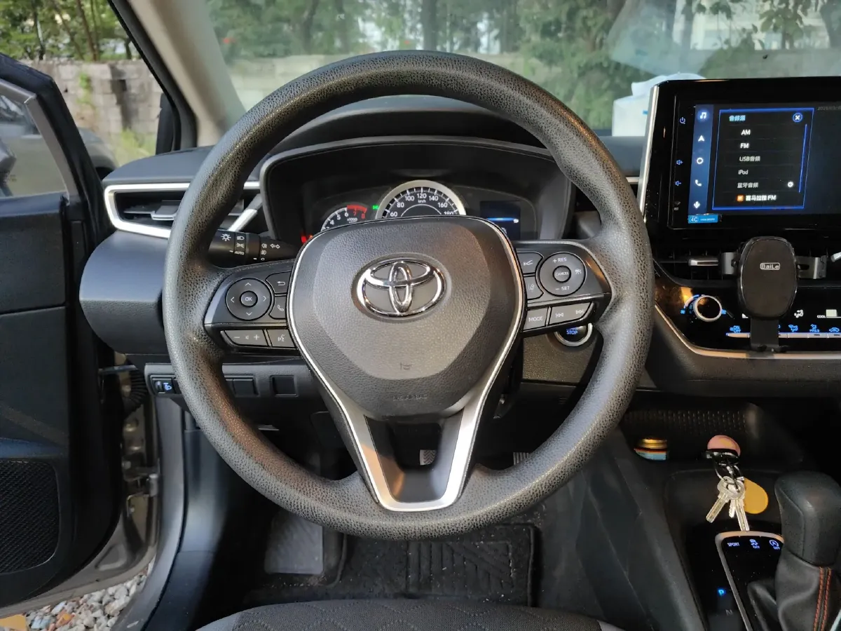 2021 Toyota Corolla 1.2T 116HP L4 CVT,autocango,china used car exporter,china ev exporter,chinese used car exporter,chinese used ev exporter