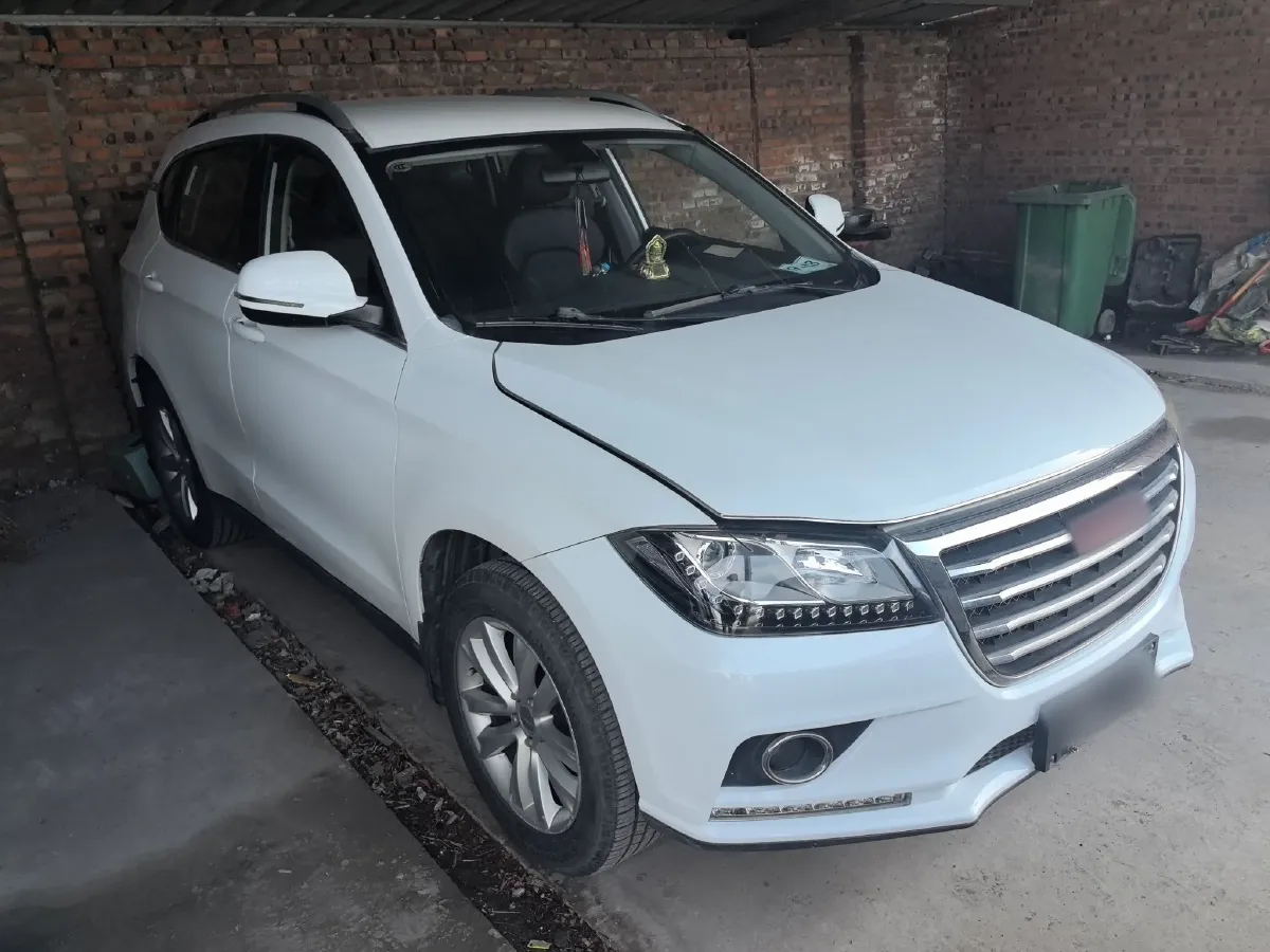 2014 Haval H2 1.5T 150HP L4 6MT,autocango,china used car exporter,china ev exporter,chinese used car exporter,chinese used ev exporter