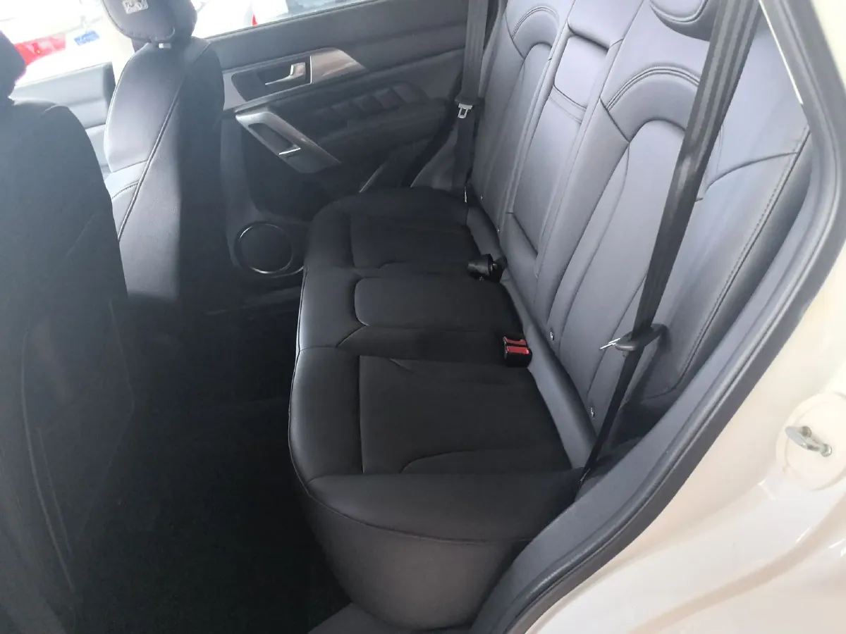 2014 Haval H2 1.5T 150HP L4 6MT,autocango,china used car exporter,china ev exporter,chinese used car exporter,chinese used ev exporter