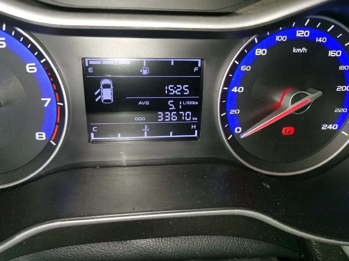 2019 Geely Vision 1.5L 109HP L4 5MT,autocango,china used car exporter,china ev exporter,chinese used car exporter,chinese used ev exporter