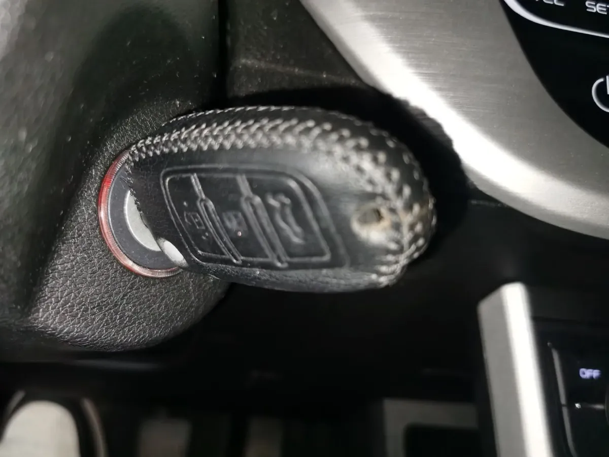 2019 Geely Vision 1.5L 109HP L4 5MT,autocango,china used car exporter,china ev exporter,chinese used car exporter,chinese used ev exporter