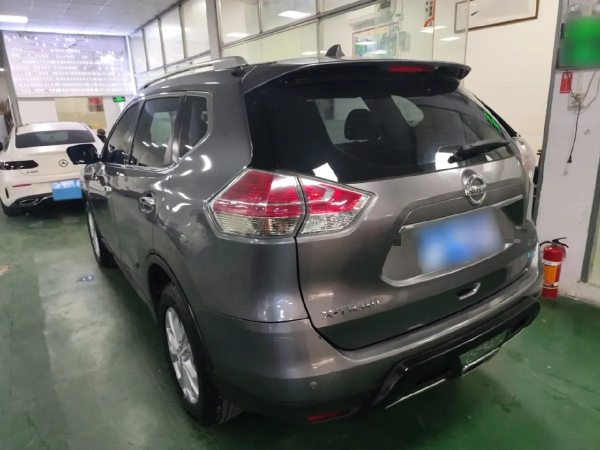 2014 Nissan X-Trail 2.0L 150HP L4 CVT,autocango,china used car exporter,china ev exporter,chinese used car exporter,chinese used ev exporter