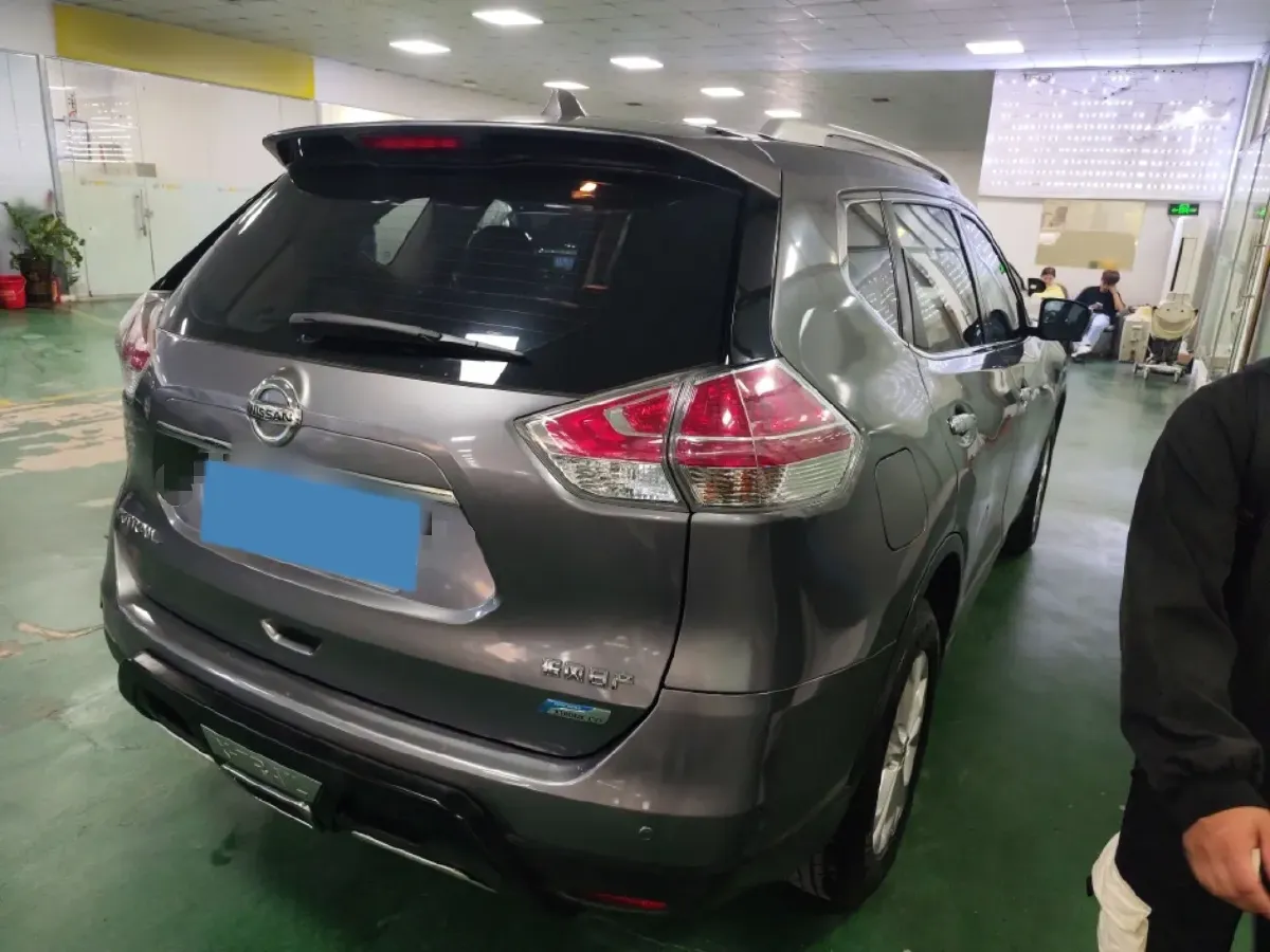 2014 Nissan X-Trail 2.0L 150HP L4 CVT,autocango,china used car exporter,china ev exporter,chinese used car exporter,chinese used ev exporter