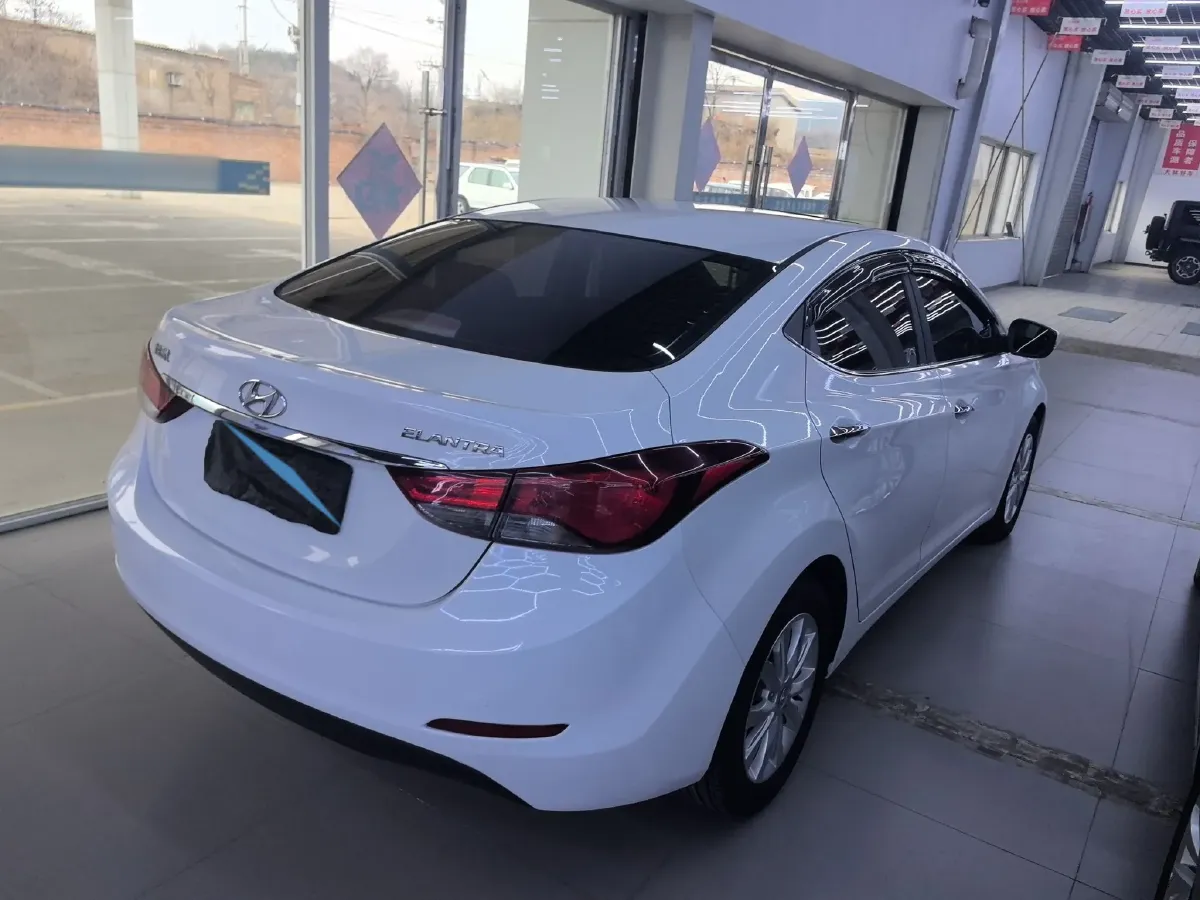 2016 Hyundai Elantra 1.6L 128HP L4 6MT,autocango,china used car exporter,china ev exporter,chinese used car exporter,chinese used ev exporter