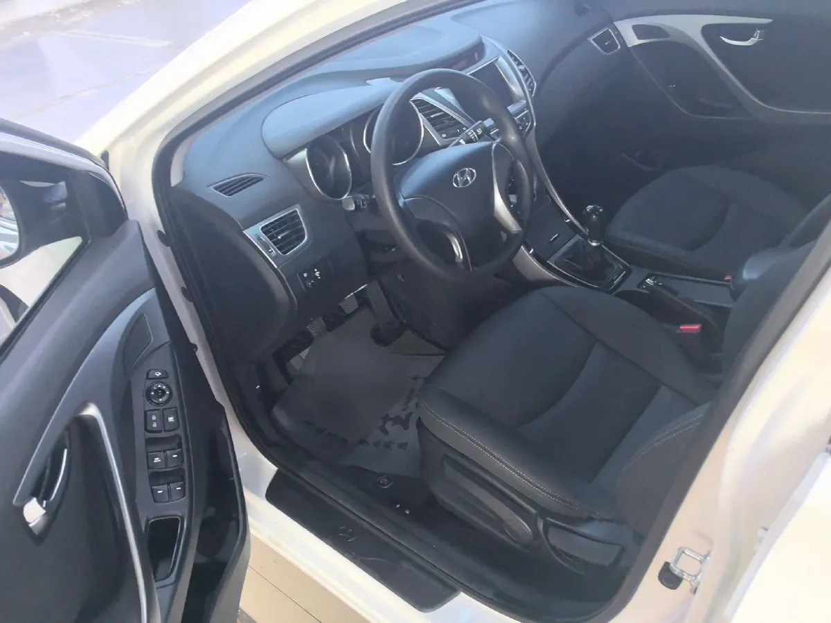 2016 Hyundai Elantra 1.6L 128HP L4 6MT,autocango,china used car exporter,china ev exporter,chinese used car exporter,chinese used ev exporter