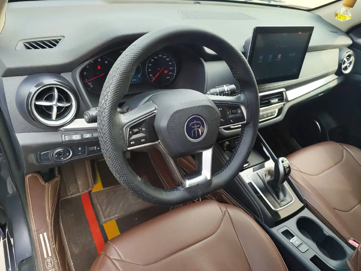 2020 Jetour X70M 1.5T 156HP L4 6DCT,autocango,china used car exporter,china ev exporter,chinese used car exporter,chinese used ev exporter