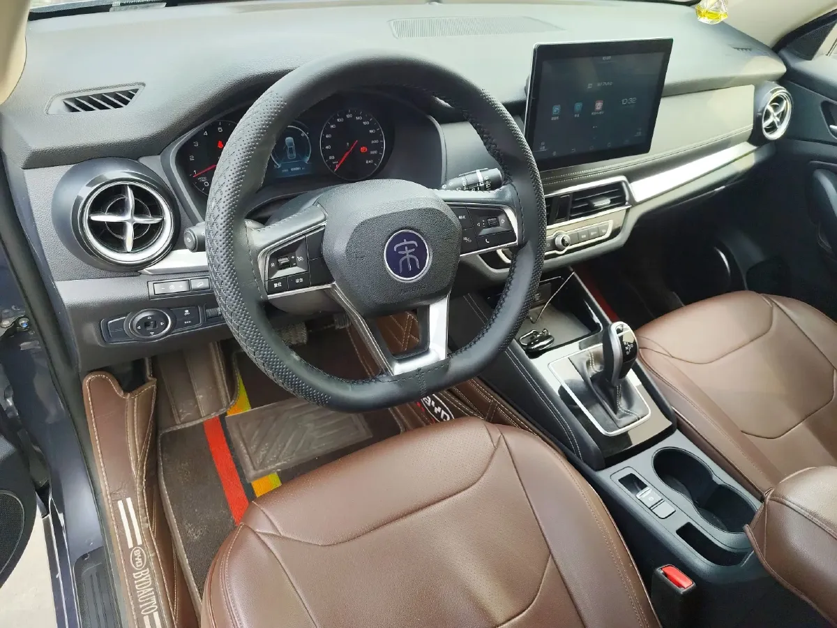 2020 Jetour X70M 1.5T 156HP L4 6DCT,autocango,china used car exporter,china ev exporter,chinese used car exporter,chinese used ev exporter