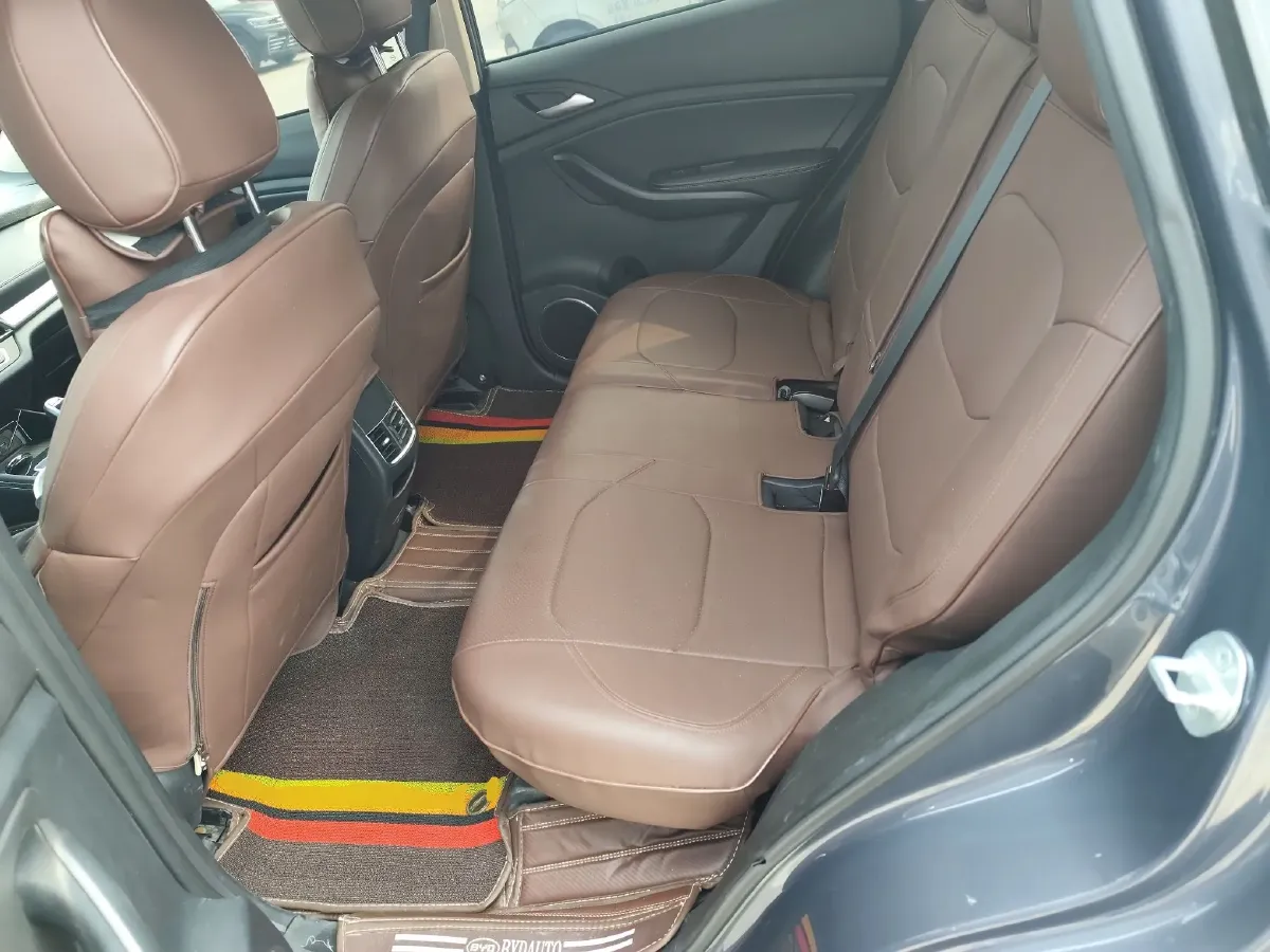 2020 Jetour X70M 1.5T 156HP L4 6DCT,autocango,china used car exporter,china ev exporter,chinese used car exporter,chinese used ev exporter