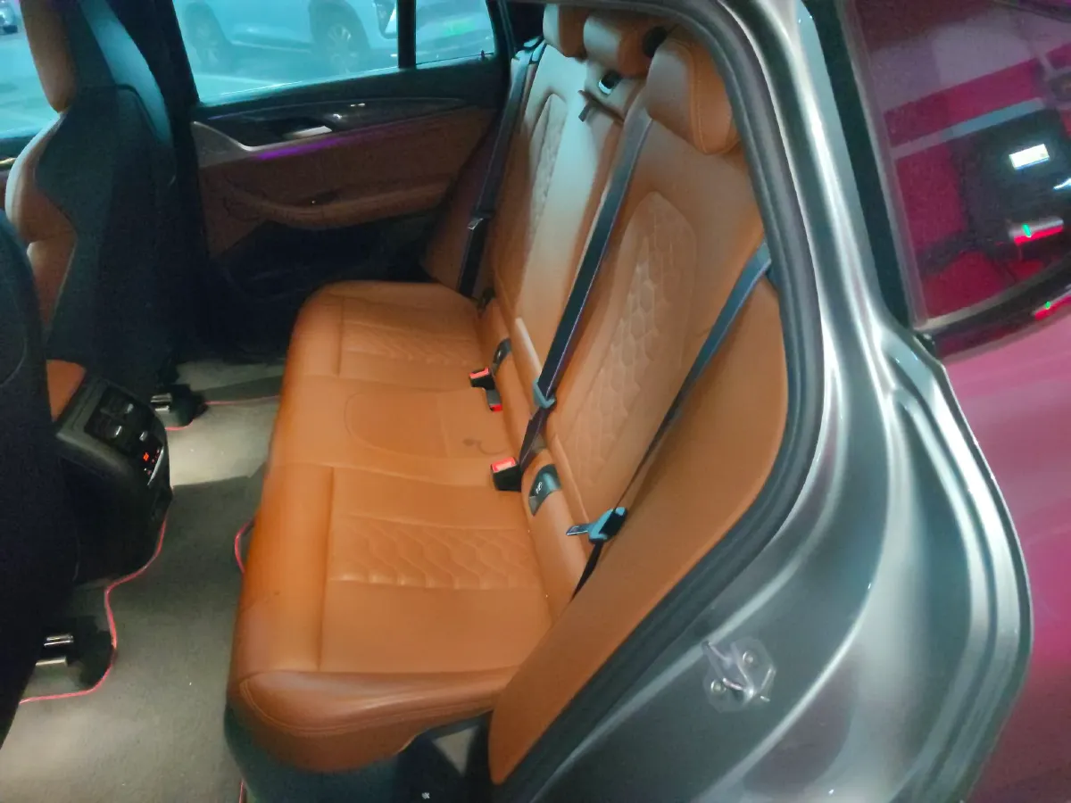 2019 BMW X4 M 3.0T 510HP L6 8AT,autocango,china used car exporter,china ev exporter,chinese used car exporter,chinese used ev exporter