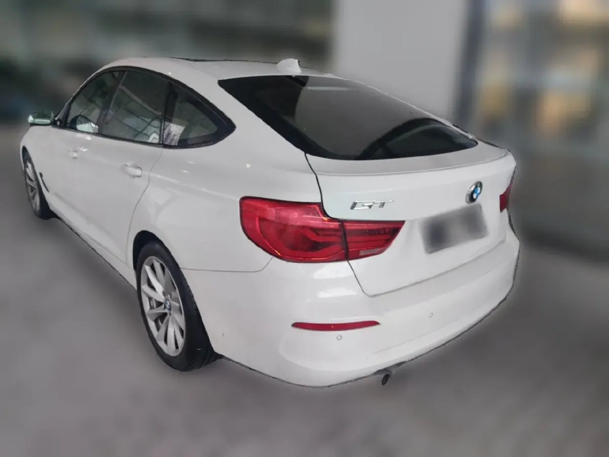 2019 BMW 3 Series GT 2.0T 184HP L4 8AT,autocango,china used car exporter,china ev exporter,chinese used car exporter,chinese used ev exporter