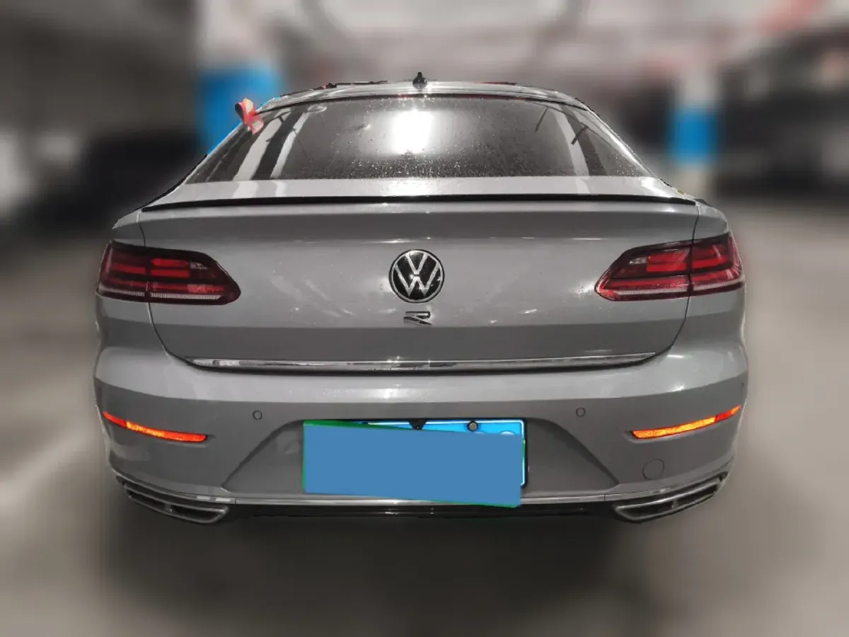 2023 Volkswagen CC 2.0T 220HP L4 7DCT,autocango,china used car exporter,china ev exporter,chinese used car exporter,chinese used ev exporter