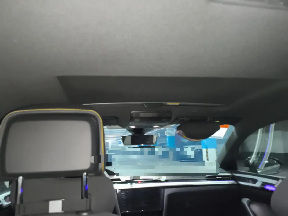 2023 Volkswagen CC 2.0T 220HP L4 7DCT,autocango,china used car exporter,china ev exporter,chinese used car exporter,chinese used ev exporter