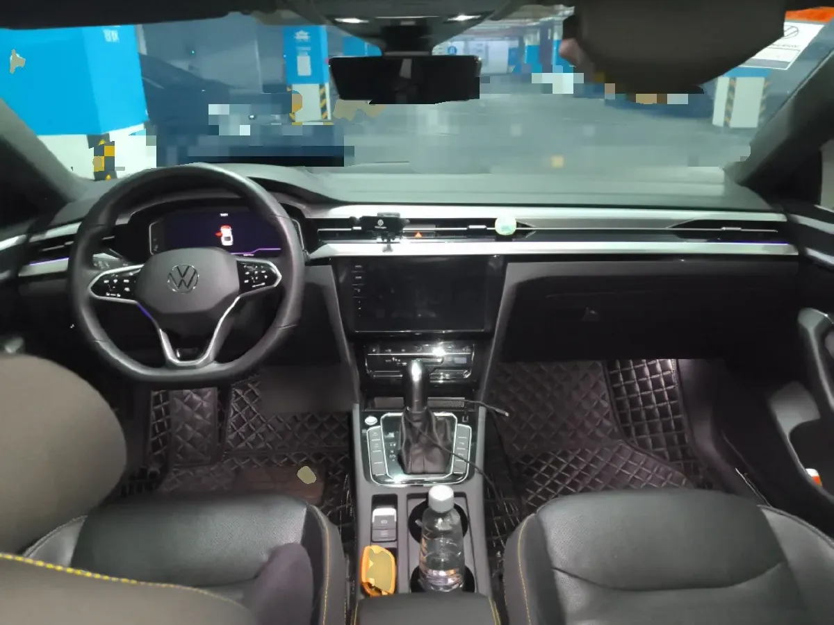2023 Volkswagen CC 2.0T 220HP L4 7DCT,autocango,china used car exporter,china ev exporter,chinese used car exporter,chinese used ev exporter