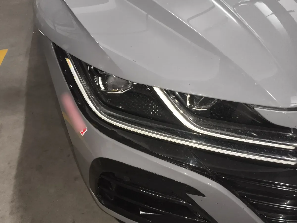 2023 Volkswagen CC 2.0T 220HP L4 7DCT,autocango,china used car exporter,china ev exporter,chinese used car exporter,chinese used ev exporter