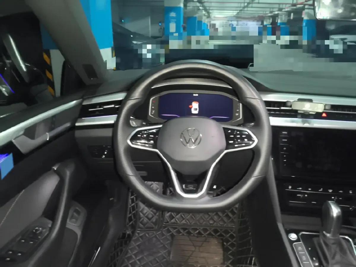 2023 Volkswagen CC 2.0T 220HP L4 7DCT,autocango,china used car exporter,china ev exporter,chinese used car exporter,chinese used ev exporter