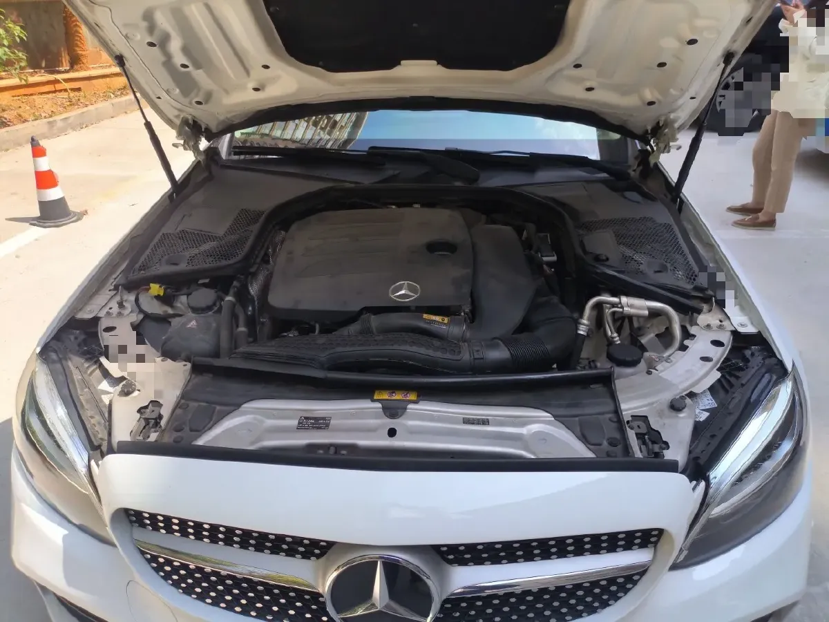 2020 Mercedes-Benz C Class 1.5T 184HP L4 9AT,autocango,china used car exporter,china ev exporter,chinese used car exporter,chinese used ev exporter