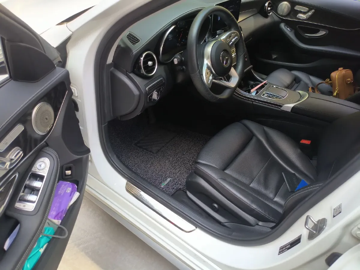 2020 Mercedes-Benz C Class 1.5T 184HP L4 9AT,autocango,china used car exporter,china ev exporter,chinese used car exporter,chinese used ev exporter