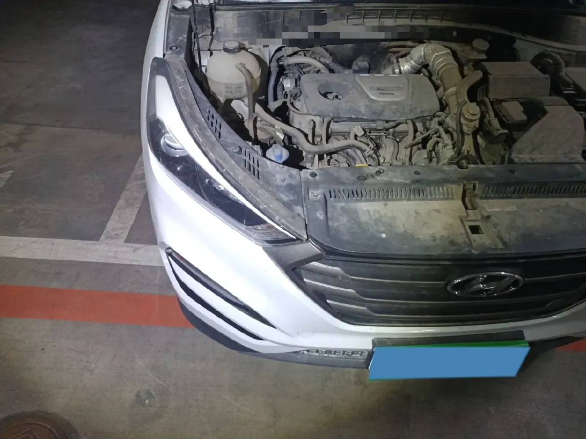 2018 HongQi H5 1.8T 186HP L4 6AT,autocango,china used car exporter,china ev exporter,chinese used car exporter,chinese used ev exporter