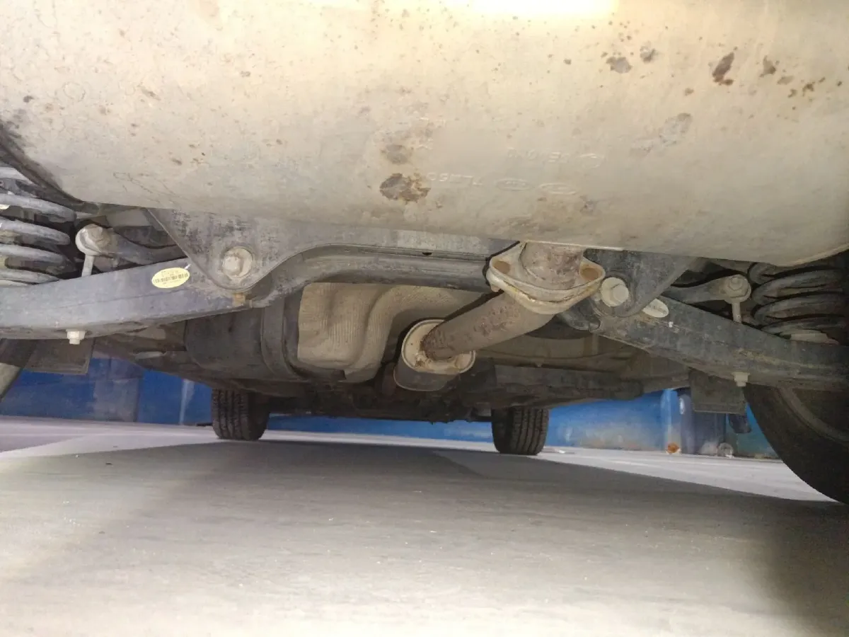 2018 HongQi H5 1.8T 186HP L4 6AT,autocango,china used car exporter,china ev exporter,chinese used car exporter,chinese used ev exporter