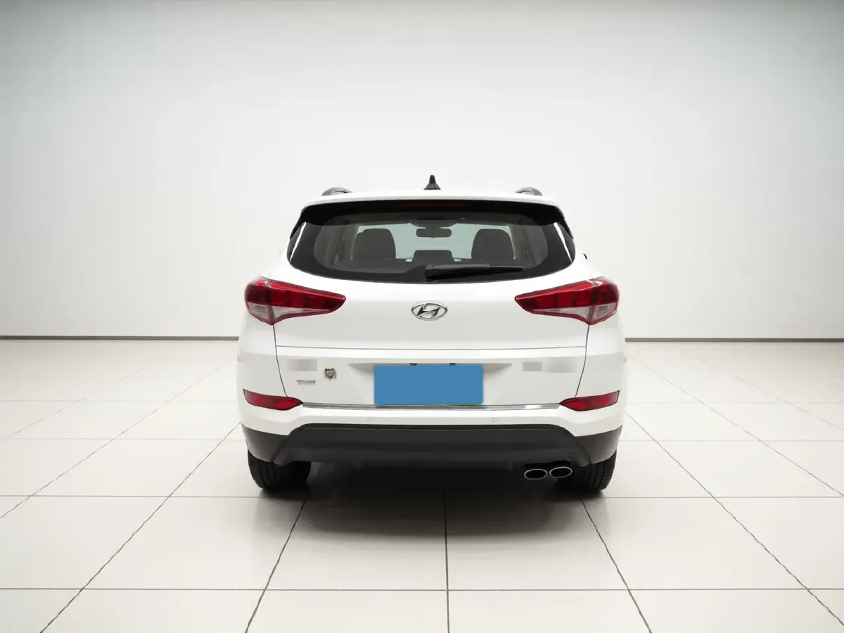 2018 HongQi H5 1.8T 186HP L4 6AT,autocango,china used car exporter,china ev exporter,chinese used car exporter,chinese used ev exporter