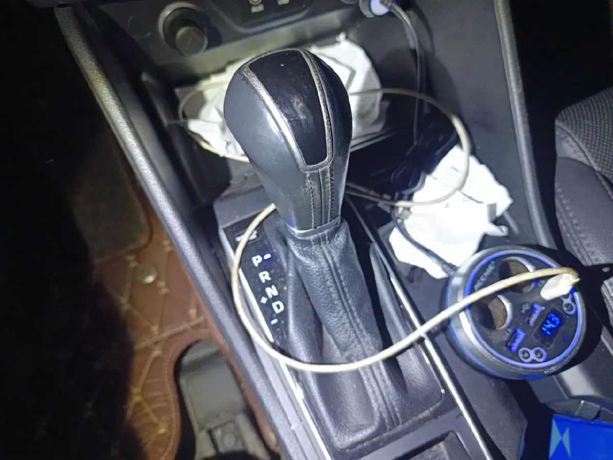 2018 HongQi H5 1.8T 186HP L4 6AT,autocango,china used car exporter,china ev exporter,chinese used car exporter,chinese used ev exporter