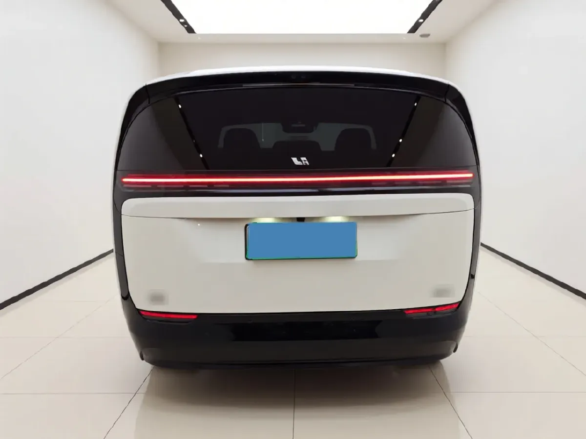 2024 Li MEGA BEV 102.7KWH,autocango,china used car exporter,china ev exporter,chinese used car exporter,chinese used ev exporter