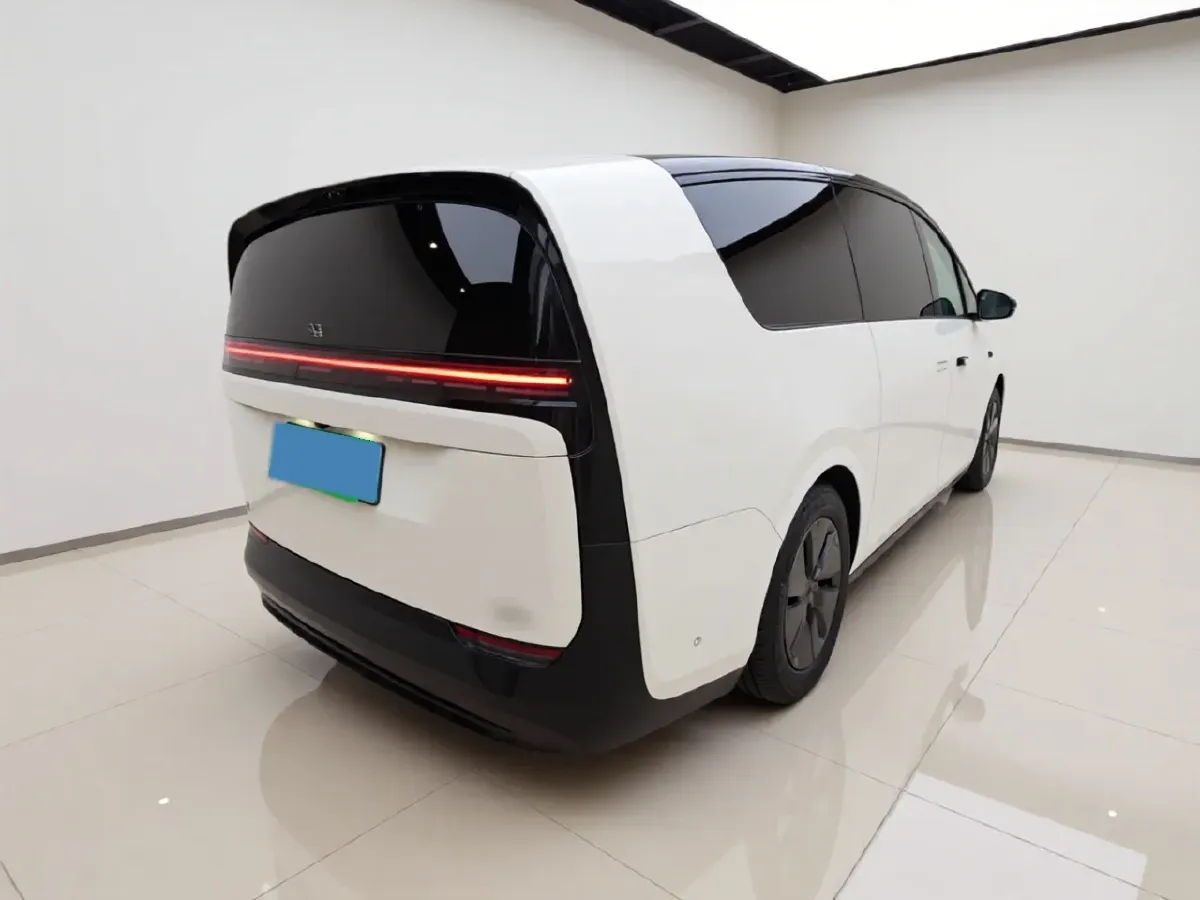 2024 Li MEGA BEV 102.7KWH,autocango,china used car exporter,china ev exporter,chinese used car exporter,chinese used ev exporter