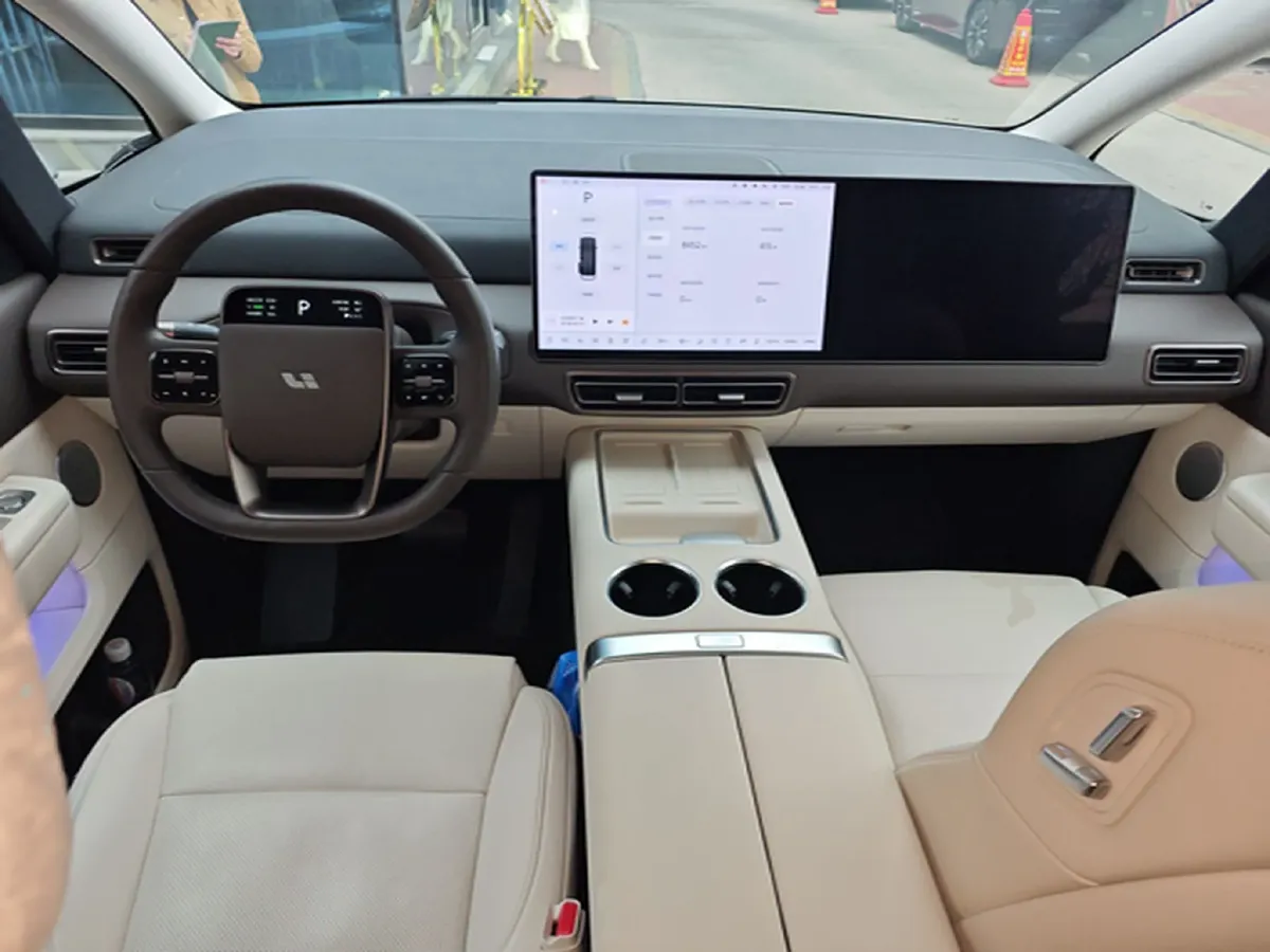 2024 Li MEGA BEV 102.7KWH,autocango,china used car exporter,china ev exporter,chinese used car exporter,chinese used ev exporter