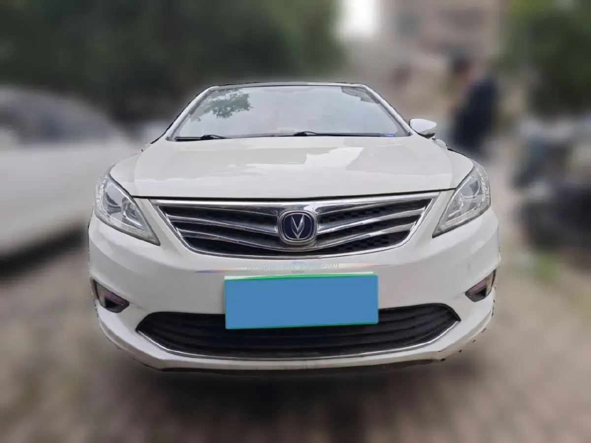 2015 ChangAn Eado 1.6L 125HP L4 5MT,autocango,china used car exporter,china ev exporter,chinese used car exporter,chinese used ev exporter