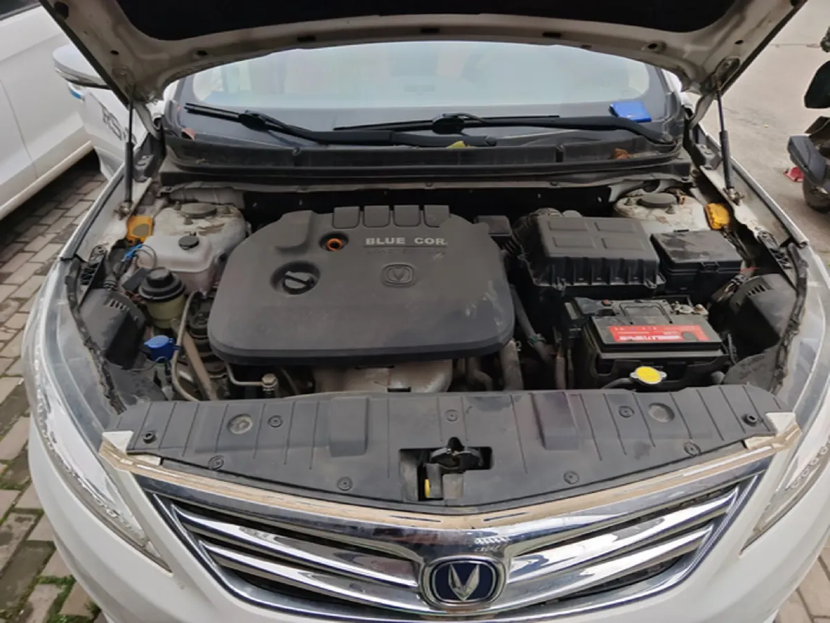 2015 ChangAn Eado 1.6L 125HP L4 5MT,autocango,china used car exporter,china ev exporter,chinese used car exporter,chinese used ev exporter