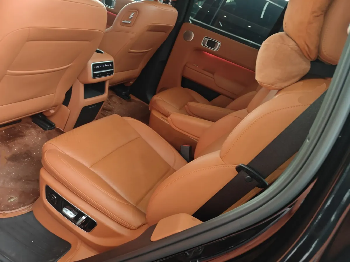 2023 Li L8 Range Extended 154HP REEV 40.9KWH,autocango,china used car exporter,china ev exporter,chinese used car exporter,chinese used ev exporter