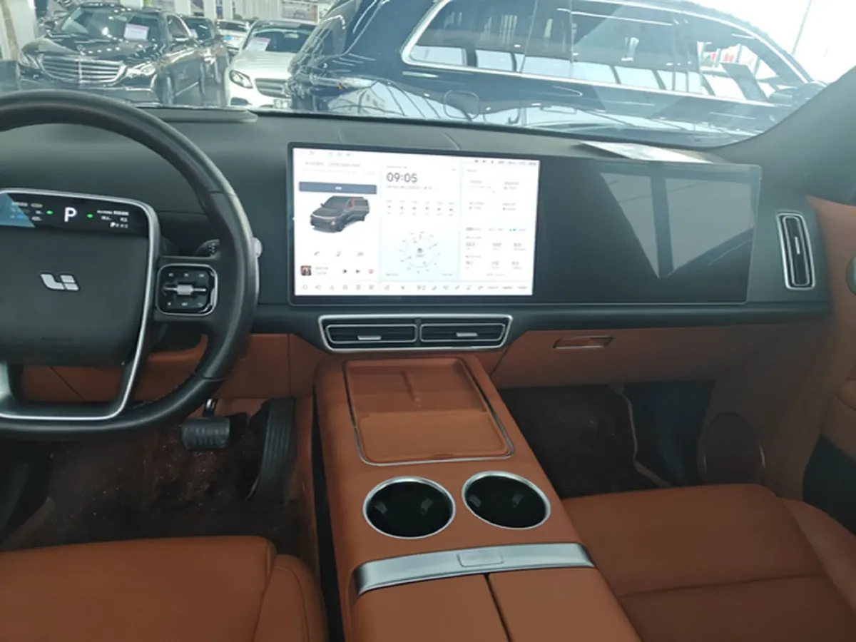 2023 Li L8 Range Extended 154HP REEV 40.9KWH,autocango,china used car exporter,china ev exporter,chinese used car exporter,chinese used ev exporter